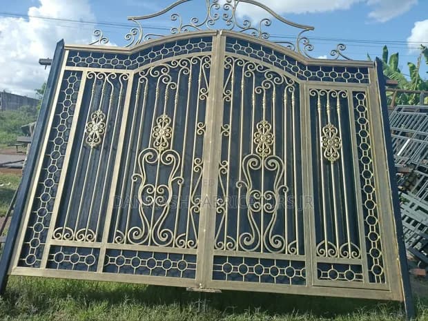 Double-leaf steel swing gate fabricated by Josetec — made in Kenya